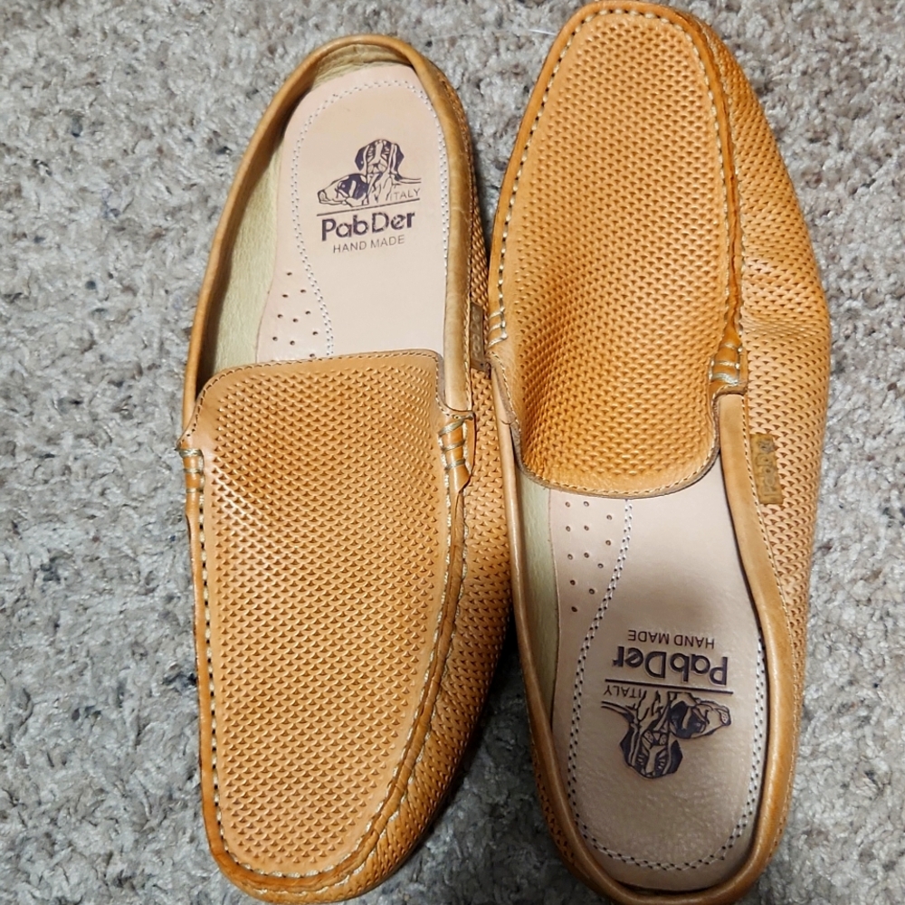 Mens shoes